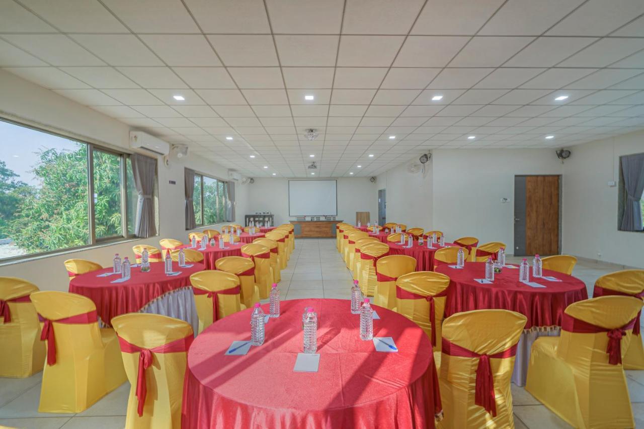 Sterling Gir Hotel Talala Exterior foto